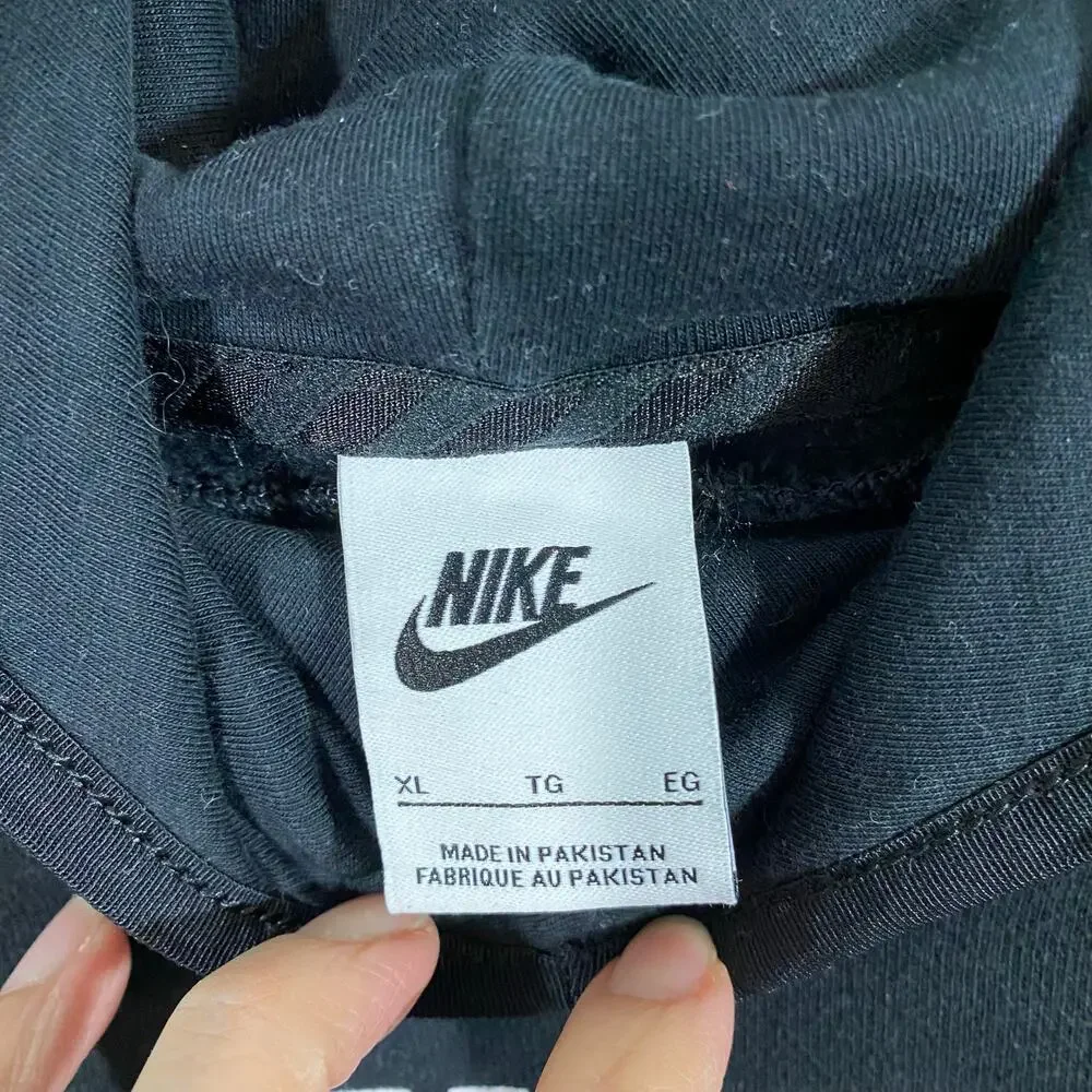 Nike Air Youth Black Graphic Fleece Grade School Lifestyle Hoodie Sz XL #HF8812
